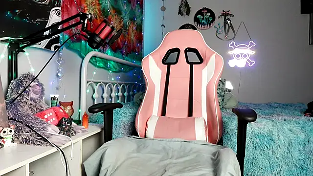 baebaeblueXXX online show from November 28, 3:25 pm