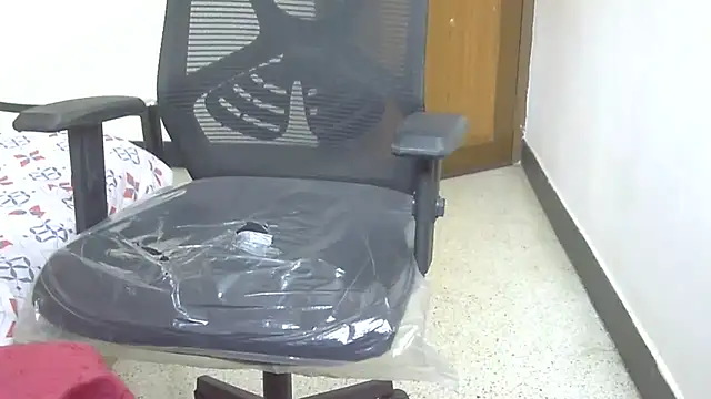 Snapshot of Nithya_forever chatting on November 21, 5:17 am Nithya forever online show from November 21, 5:17 am