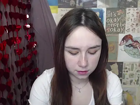 VeryVeryVeryShy  online show from February 19, 7:15 am