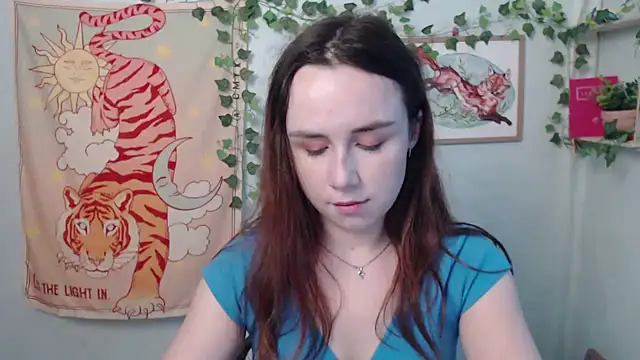 VeryVeryVeryShy  online show from July 30, 5:39 am