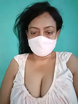 Snapshot of love_suman chatting on June 10, 1:06 am love suman online show from June 10, 1:06 am