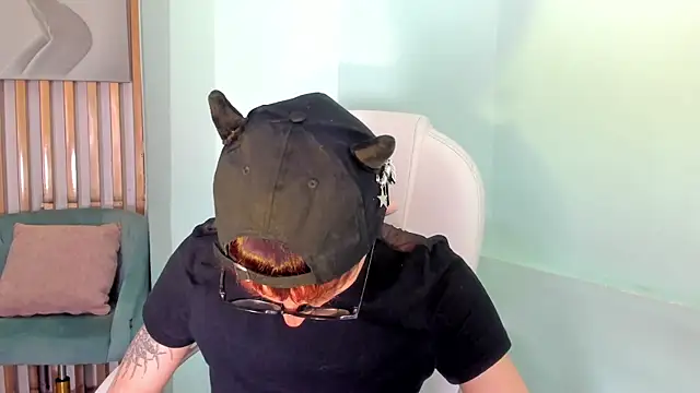 AndyWiilliams online show from June 13, 9:24 pm