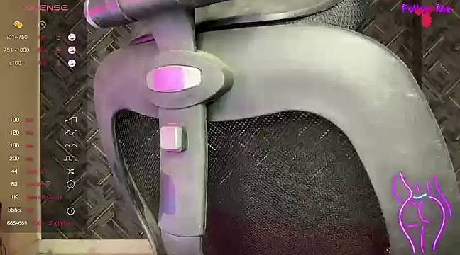 Snapshot of Your__alcoholic1 chatting on December 11, 5:48 pm Your alcoholic1 online show from December 11, 5:48 pm