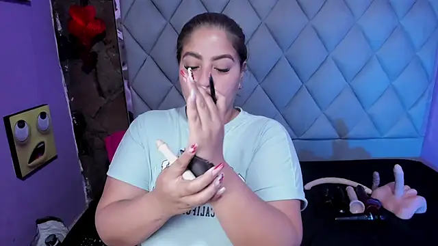 Luci SexDeep online show from February 12, 3:07 am