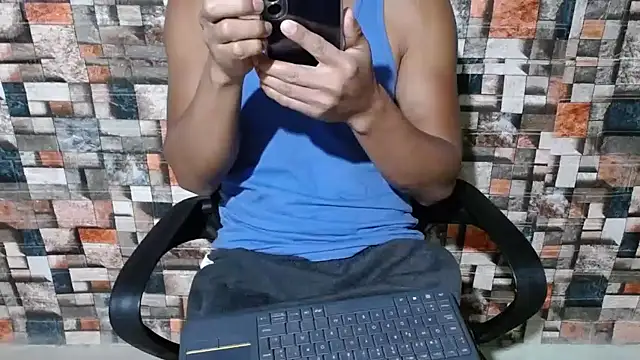 Snapshot of sexatlexx chatting on September 18, 2:35 am sexatlexx online show from September 18, 2:35 am