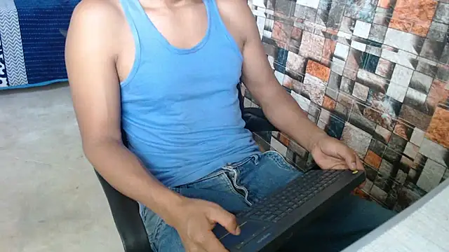 Snapshot of sexatlexx chatting on February 1, 2:48 pm sexatlexx online show from February 1, 2:48 pm