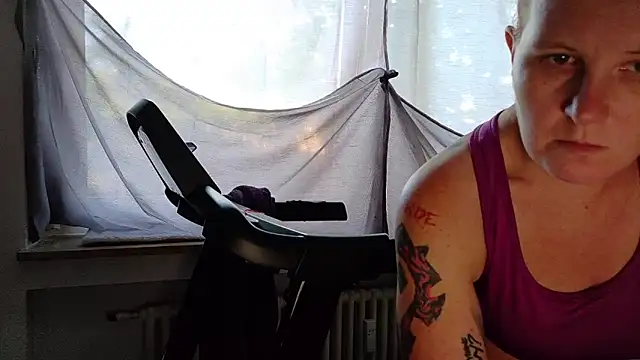 Snapshot of wetgerman_2 chatting on June 3, 4:56 pm wetgerman 2 online show from June 3, 4:56 pm