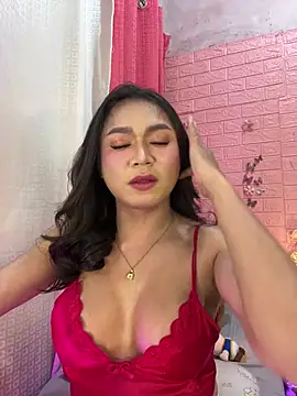 Snapshot of Mast3rOfDesire chatting on May 10, 2:33 pm Mast3rOfDesire online show from May 10, 2:33 pm
