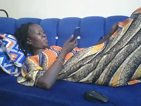 Snapshot of africanpussy22 chatting on March 13, 7:20 am africanpussy22 online show from March 13, 7:20 am