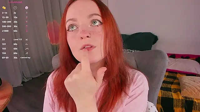 Snapshot of Alice_CutePerv chatting on December 13, 10:15 pm Alice CutePerv online show from December 13, 10:15 pm