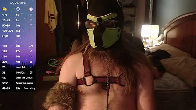 kinkywolf429 online show from April 26, 6:33 am