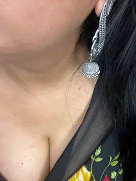 Zoya Varma004 online show from March 9, 7:07 pm