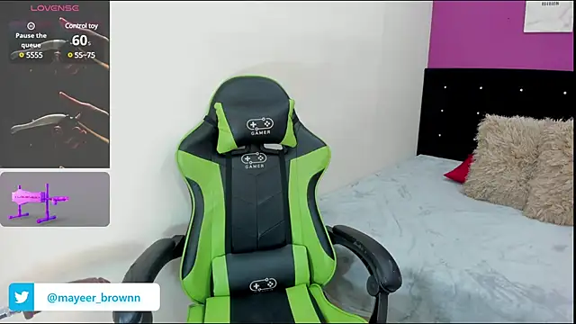 Snapshot of Brunna-Brownn chatting on March 5, 12:33 pm Brunna-Brownn online show from March 5, 12:33 pm