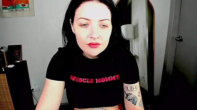 MelroseStrip online show from January 3, 1:59 am