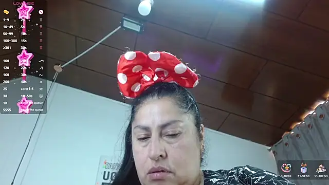 Snapshot of Keyla01_ chatting on October 24, 6:37 pm Keyla01 online show from October 24, 6:37 pm