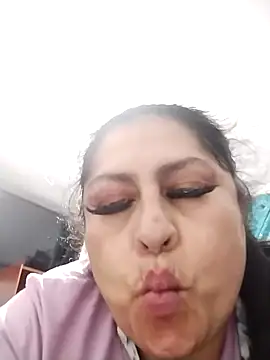 Snapshot of Keyla01_ chatting on October 26, 6:19 am Keyla01 online show from October 26, 6:19 am