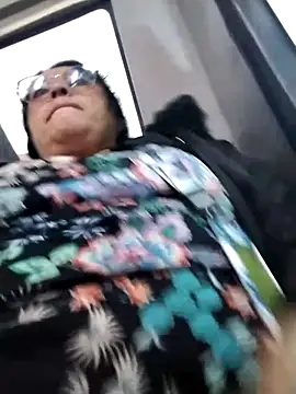 Snapshot of Keyla01_ chatting on November 6, 10:38 am Keyla01 online show from November 6, 10:38 am