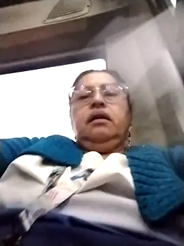 Snapshot of Keyla01_ chatting on November 18, 10:31 am Keyla01 online show from November 18, 10:31 am