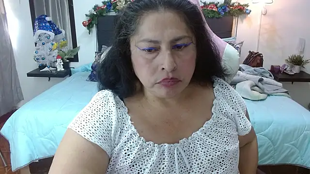 Snapshot of Keyla01_ chatting on December 2, 5:19 pm Keyla01 online show from December 2, 5:19 pm