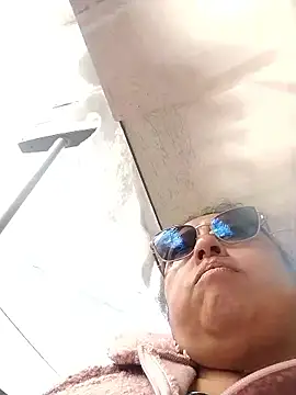 Keyla01  online show from January 8, 5:48 pm