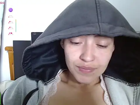 Olivia Bright online show from July 29, 2:04 pm