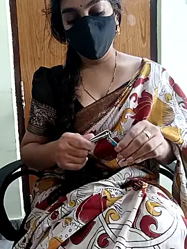 Snapshot of yoursana- chatting on December 4, 7:28 am yoursana- online show from December 4, 7:28 am