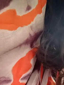 Snapshot of yoursana- chatting on December 16, 5:17 am yoursana- online show from December 16, 5:17 am