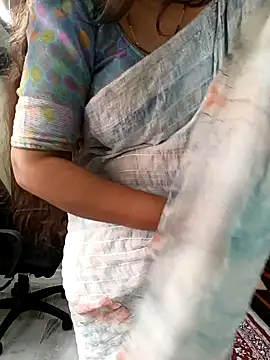 Snapshot of yoursana- chatting on December 25, 4:54 am yoursana- online show from December 25, 4:54 am