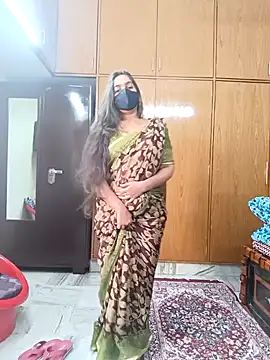 Snapshot of yoursana- chatting on January 10, 3:18 am yoursana- online show from January 10, 3:18 am