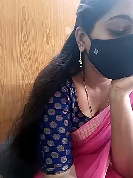 Snapshot of yoursana- chatting on February 6, 5:35 am yoursana- online show from February 6, 5:35 am