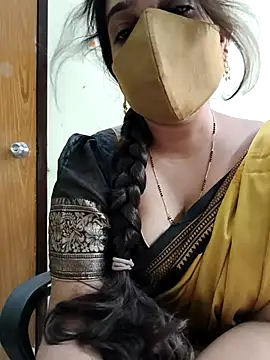 Snapshot of yoursana- chatting on November 3, 5:09 am yoursana- online show from November 3, 5:09 am