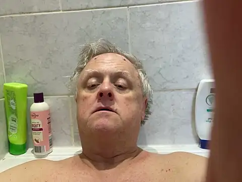 Snapshot of bigbadjon69 chatting on January 29, 1:07 pm bigbadjon69 online show from January 29, 1:07 pm