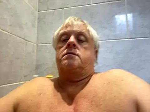 Snapshot of bigbadjon69 chatting on October 25, 12:34 pm bigbadjon69 online show from October 25, 12:34 pm