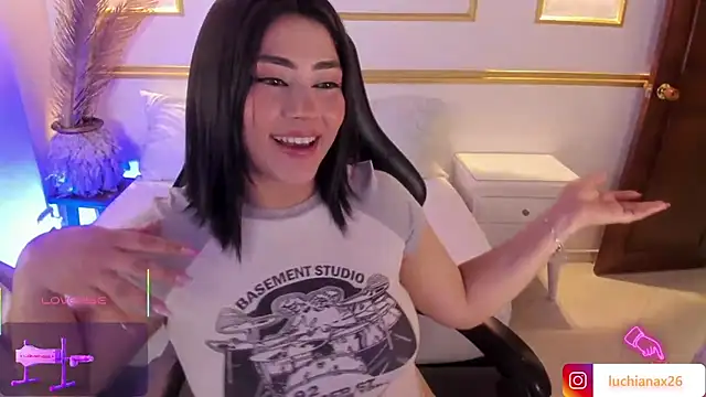 Snapshot of lucy26_ chatting on March 7, 5:18 am lucy26 online show from March 7, 5:18 am