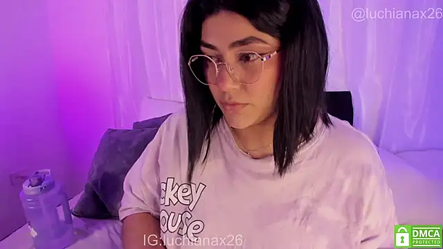 lucy26  online show from February 3, 6:22 am