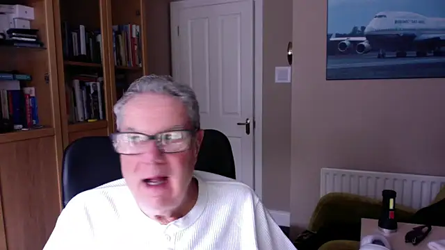 Snapshot of Oldpistolpete chatting on December 26, 12:05 pm Oldpistolpete online show from December 26, 12:05 pm