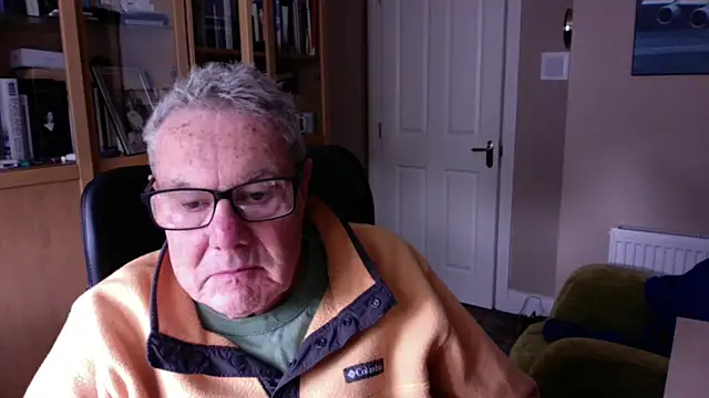 Snapshot of Oldpistolpete chatting on March 14, 12:40 pm Oldpistolpete online show from March 14, 12:40 pm