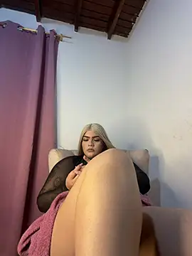 sweet dalila online show from May 3, 6:52 am