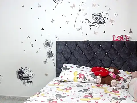 Cleo bigboobs online show from July 29, 8:40 pm