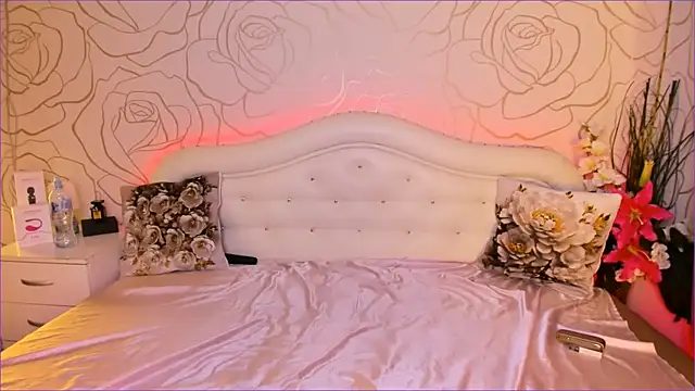 Elizabettalee online show from February 21, 4:40 am