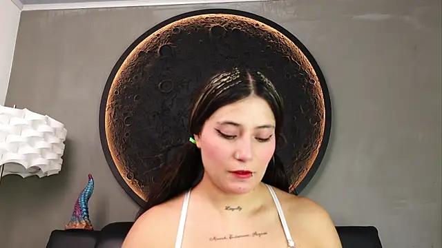 miss sharlotte18 online show from July 31, 6:07 pm