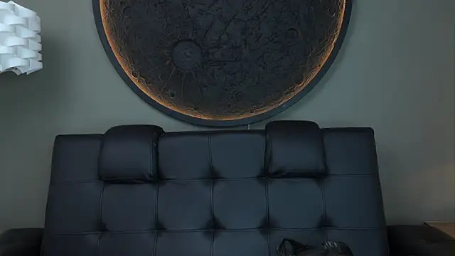 Snapshot of miss_vaiolette chatting on October 24, 11:06 am miss vaiolette online show from October 24, 11:06 am