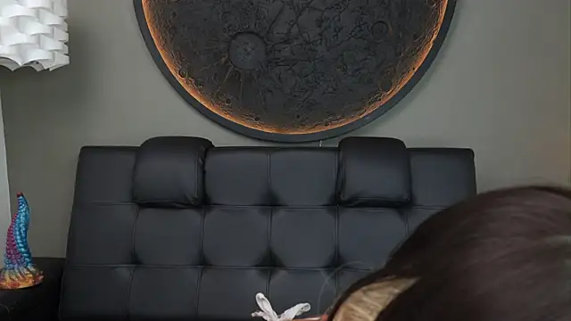 Snapshot of miss_vaiolette chatting on November 3, 11:11 am miss vaiolette online show from November 3, 11:11 am