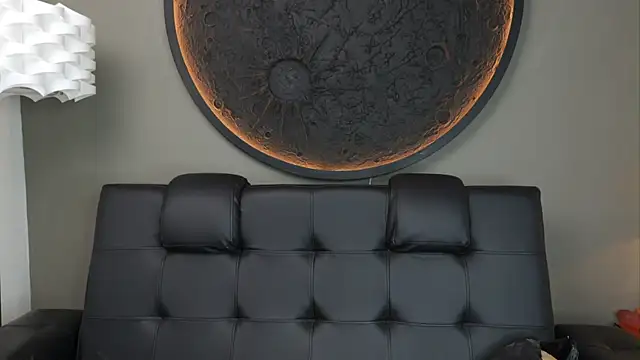 Snapshot of miss_vaiolette chatting on November 13, 11:09 am miss vaiolette online show from November 13, 11:09 am