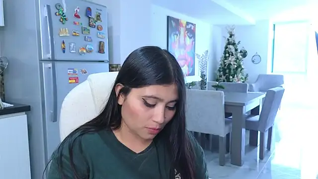 Snapshot of annylouis chatting on November 16, 7:41 pm annylouis online show from November 16, 7:41 pm