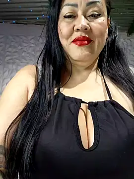 kittyhotass1 online show from February 26, 6:23 am