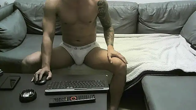 Snapshot of CKBE2021 chatting on January 13, 10:24 pm CKBE2021 online show from January 13, 10:24 pm