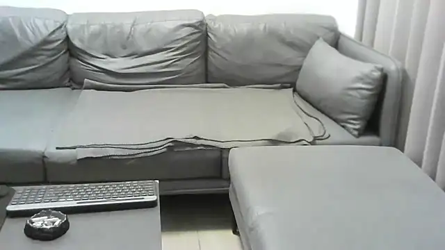 Snapshot of CKBE2021 chatting on February 13, 2:31 pm CKBE2021 online show from February 13, 2:31 pm