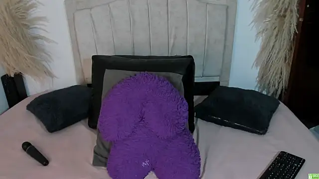 Bianka olivetto021 online show from January 8, 3:20 am