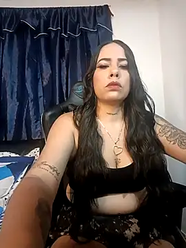Bianka olivetto021 online show from May 9, 10:04 pm